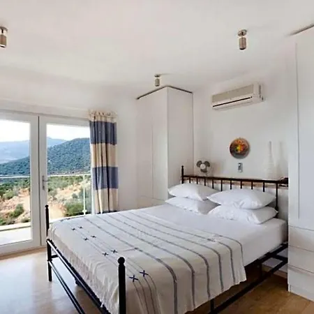 Sleeps 18 Pool Air Con Wifi Willa Kalkan