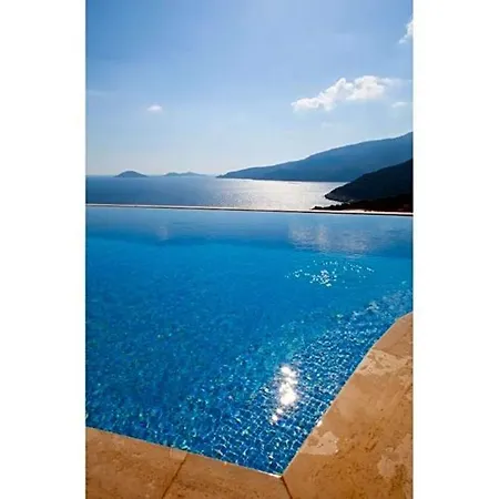 Sleeps 18 Pool Air Con Wifi *