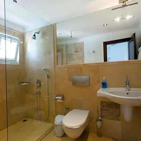 Sleeps 18 Pool Air Con Wifi * Kalkan
